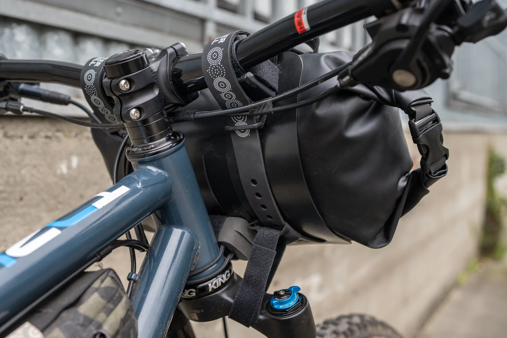 Handlebar Harness